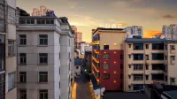 Yunqi Light Residence Hotel (Yisheng Square Pedestrian Street Branch) - واي فاي