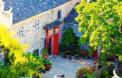 Ganzhou Baijialing Songcheng Courtyard Homestay (Yugutai Ancient Floating Bridge Store) Hotels near Ganzhou Fantawild Oriental Dawn