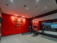 Fengduo W Hotel (Liuan Wanda Plaza Red Street Store) Hotel di Lu'an