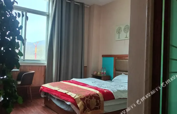 墨竹工卡仟仟靜氧賓館