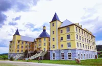 Ya'oulong Castle Hotel
