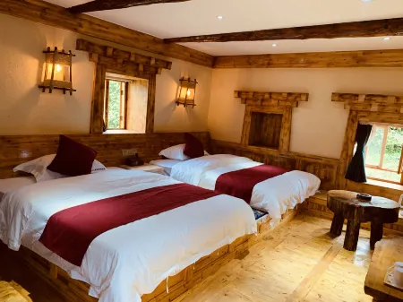 Danba yunshangzangjia Resdrt Hotel Отели в г. Даньба