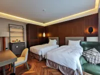 North Arcus Hotel - Resorts