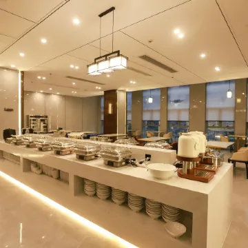 Lanshan Rambo Bay International Hotel