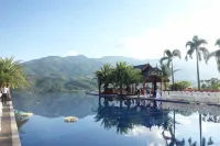Mountain View Water System Villa