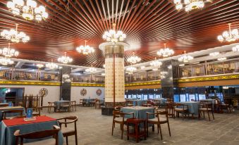 Taihe Hotel - Housity
