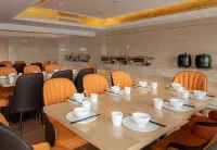 Vienna Hotel (Tiandong Shidai Plaza) - parking