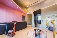 Carredon Apartments (International Convention Center Store) - sarapan
