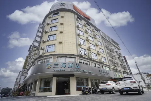 Baise Lanhai Hotel (Baise High-speed Railway Station)