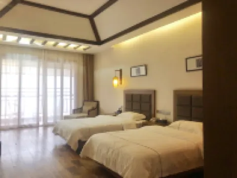 Water East Township House · River Bay Manor Hotels in Kaiyang