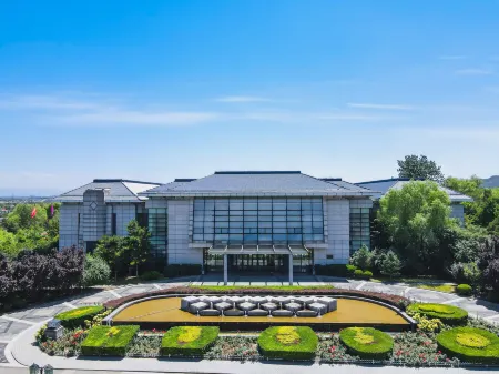 Shanxi Jinci State Guesthouse (Taiyuan Jinci Scenic Area Branch) Отели рядом с достопримечательностью «Tang Shuyu Temple»