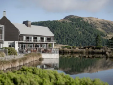 Peppers Bluewater Resort Hotels in Lake Tekapo