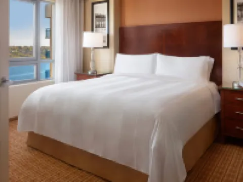Newport Beach Marriott Bayview Hotels in Newport Beach
