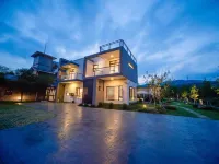 Lovely Pond Hostel Hotels in Yuanshan Township