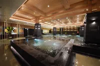 Luming Hot Spring Hotel (Wanfeng Tonghua Ski Resort) - balneario
