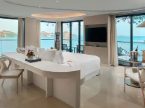 アヤナ コモド ワエチチュビーチ コモドのホテル