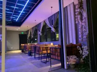 Phoeni x Hotel