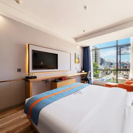 Yunqi Smart Hotel (Xingyi Menglecheng Jushan Square)