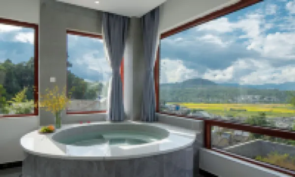 Tengchong Yunman shanting View Hotel