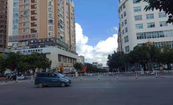 Xingren Agile Hotel