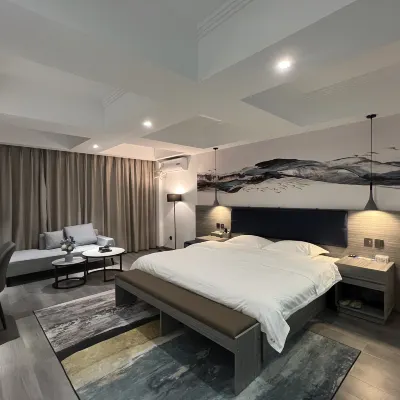 Yuechen Hotel (Baoshan High-speed Railway Station) Hotels near Wofo Temple, Baoshan