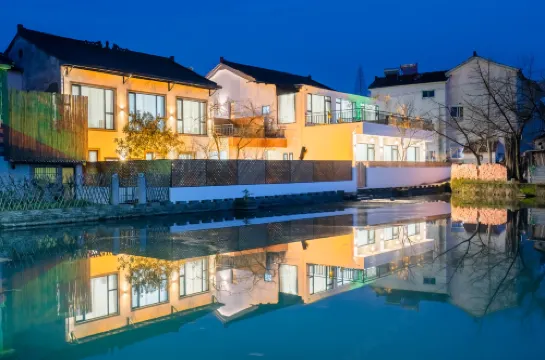 Liyang wild creeping grass home stay