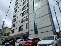 Ara Palace Hotel Hotel dekat Hamdeok Beach
