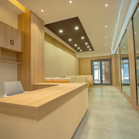 Tomato Pinyue Smart Hotel