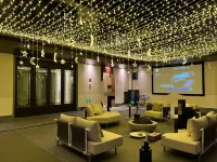 Zhenjiang Jurong  Langyue Star Hotel (Baohuashan Scenic Area) - خدمة نقل من وإلى المطار
