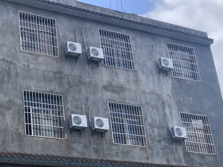 Luoping Agang Town Muxiao Collection Hotel