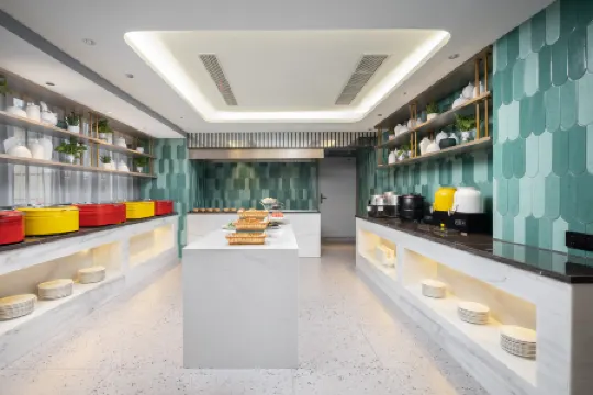 Manfei Hotel (Yiwu Railway Station Airport) Отели рядом с Аэропорт Иу