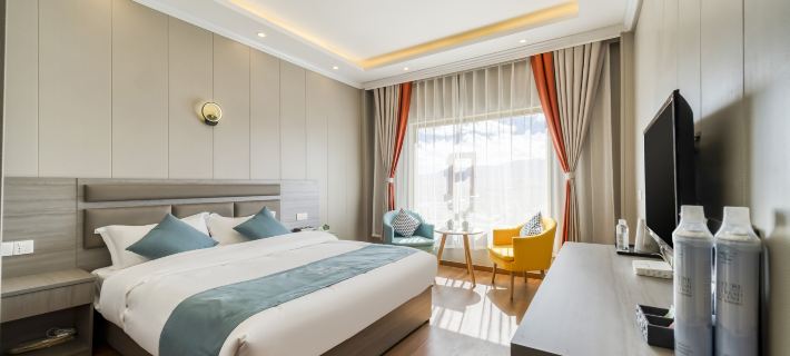 Arador Hotel Hotels in Litang