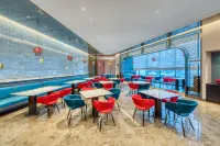 Radisson Red Wuxi Nanchang Street Ancient Canal - Aamiainen