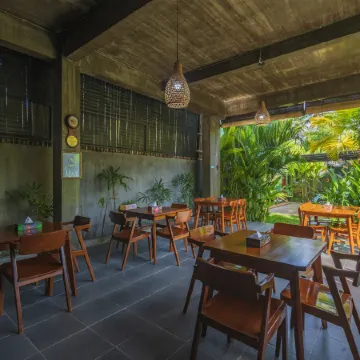 Elemento Homestay Badung Отели рядом с достопримечательностью «Green Village»