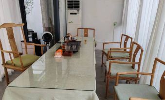 Five Rooms Homestay (Zhengding Ancient City Changle Gate Branch)
