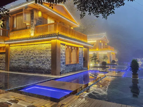 Stone House Banshan Hotel Hotels in Daguan