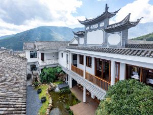 大理賓川雞足山棲蓮·雲舍