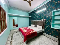 Trilok Residency Dashashwamedh Varanasi - Pensions