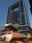 Qiqi lingxiu cinema minsu - Condos