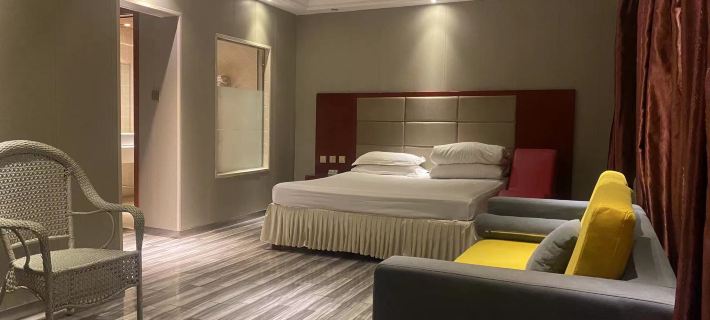 Xindongfang Business Hotel Отели в г. Хулин