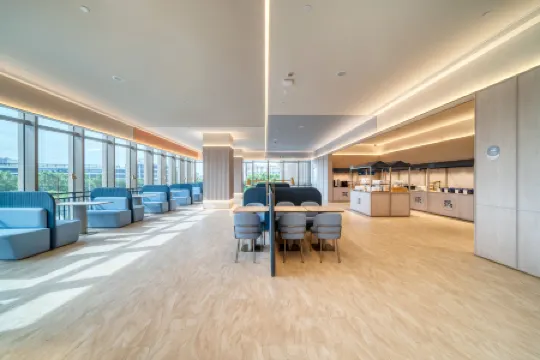 HanTing Hotel (Jiaxing University Nanhu) Отели в г. Цзясин