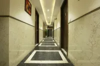 Airport Hotel The Volga