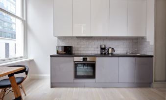 2VH Virginia House, 31 Bloomsbury Way by City Living London