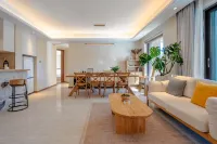 Mercure Yunhu Hotel (Fuxianhu Scenic Area Branch)