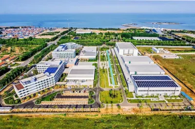 Rizhao Guoheng Blue Whale Hotel Hotel in zona Rizhao Taohua Island Folk-Custom Garden