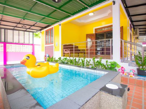 ชดาพลูวิลล่าบางแสน