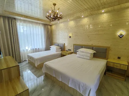 Penglaiyuan Inn, Arctic Village