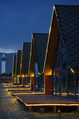 Man You Homestay Hotels near Viewing Platform of Taherman Wetland Park