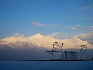 雪山醒來飯店