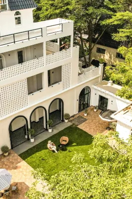 Beihai Yintan 8861 Coastal Resort Hotel